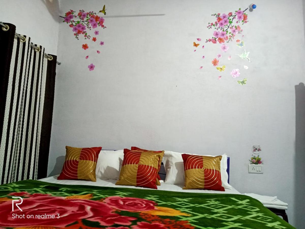 Khajuraho Dreams Homestay Ngoại thất bức ảnh